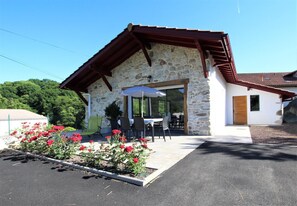 Outdoor dining - Buztingorria - Macaye (MACAYE)