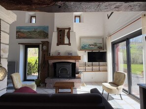 TV, fireplace, DVD player, table football