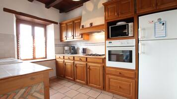 Réfrigérateur, micro-ondes, lave-vaisselle