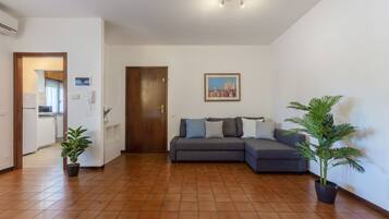 Télévision à écran plat