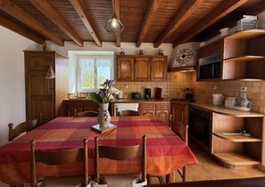 Fridge, microwave, dishwasher