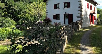 PUTTIKO - BANCA - Gîte