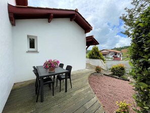 Outdoor dining - Chez Claverie - Hasparren (HASPARREN)