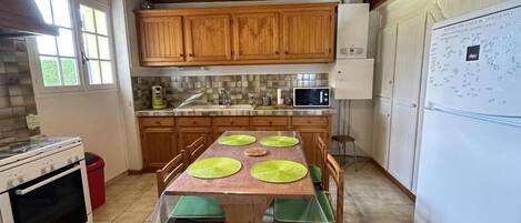 Microondas y lavavajillas