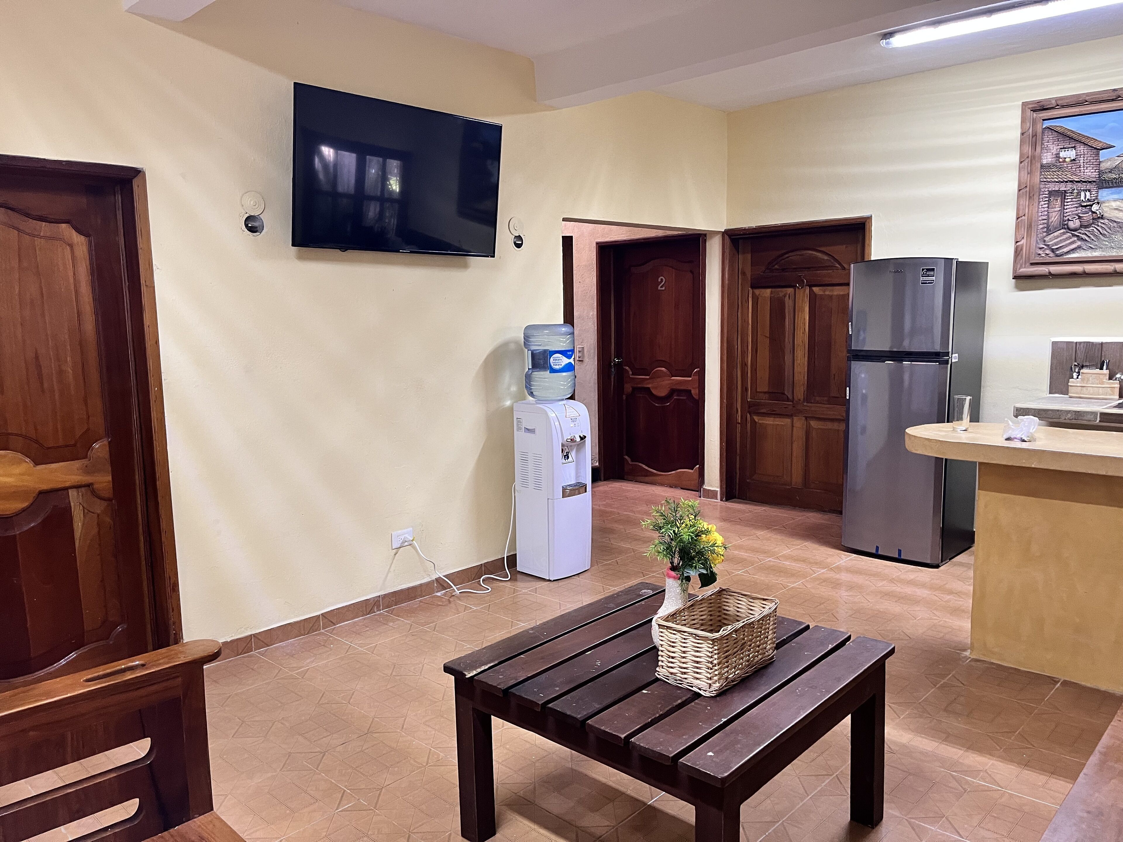 TV connectée de 40 pouces avec chaînes numériques, Netflix