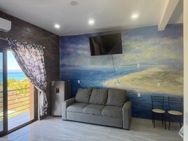 Family Double Room | Individually furnished, free WiFi, bed sheets