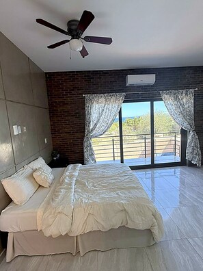 Basic Double Room, 1 Bedroom, Pool View | Individually furnished, free WiFi, bed sheets - Stella Maris (El Sargento)