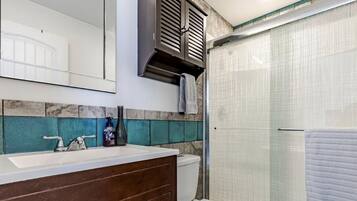 Towels, soap, toilet paper