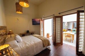 Comfort-rum - 1 queensize-säng | Sängtillbehör av högsta kvalitet, duntäcken och individuell inredning