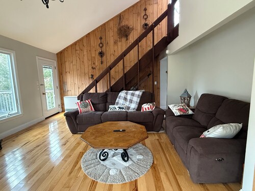 The Goose Hollow Chalet - Waterville Estates - Pet friendly!