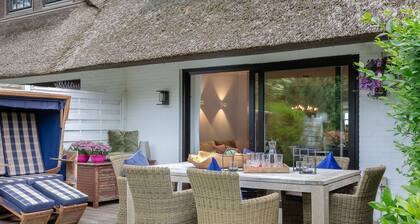 Reethüs Syltliebe - NEU 2023 - Luxuriöses Ferienhaus in Morsum mit Wunderschönem Blick in die Natur