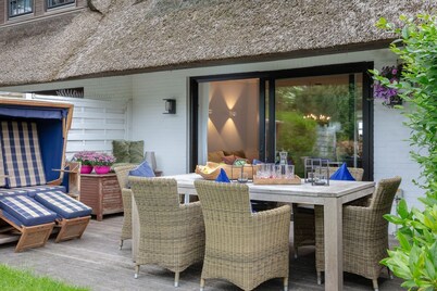 Reethüs Syltliebe - NEU 2023 - Luxuriöses Ferienhaus in Morsum mit Wunderschönem Blick in die Natur