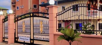 The Massango Guesthouse. Stunning 3-Bedrooms GuestHouse in Limbe Cameroon.