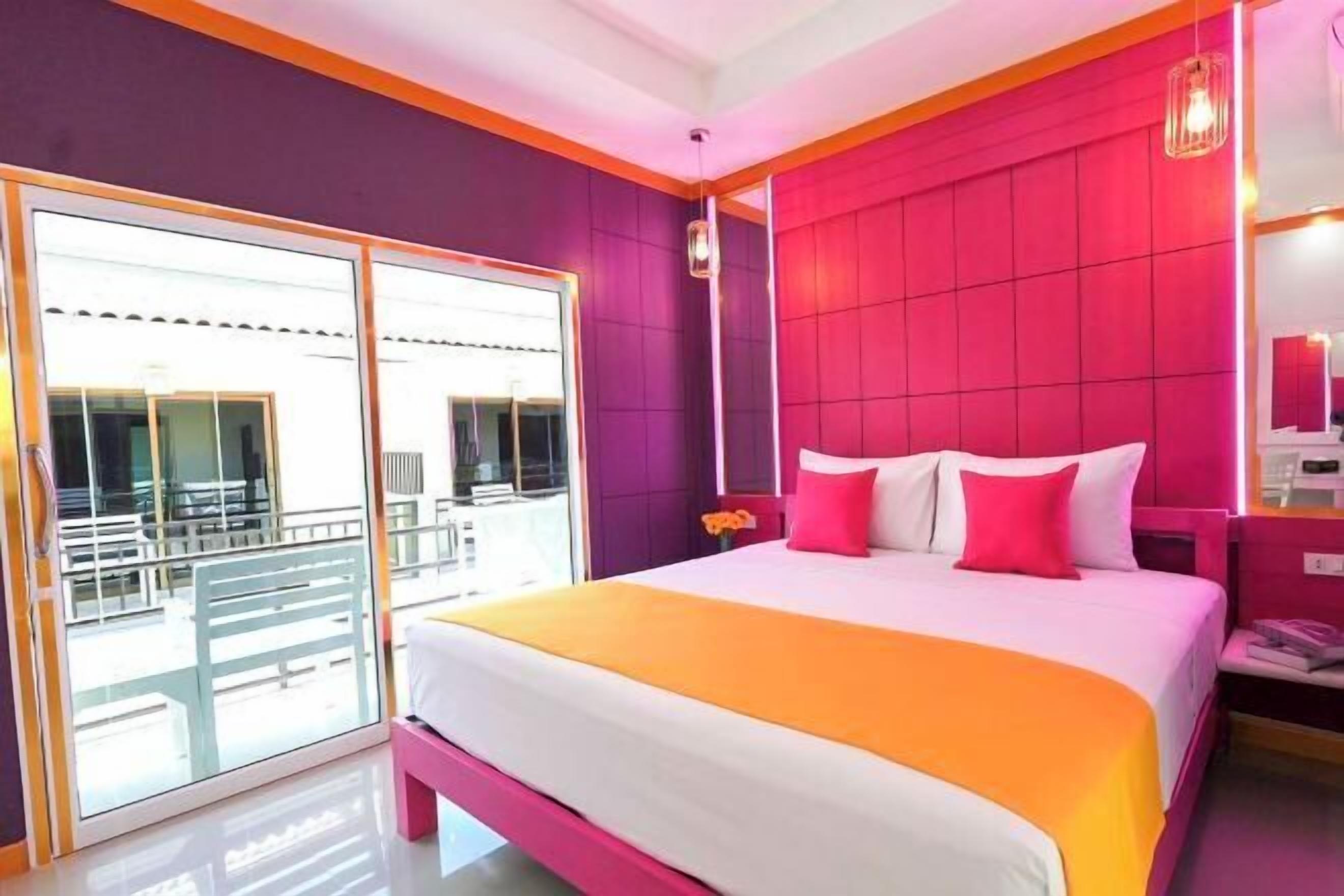 Caja de seguridad en la habitación, escritorio y wifi gratis 