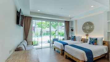 Premier Twin Room, Balcony, Garden View | In-room safe, desk, free WiFi, bed sheets
