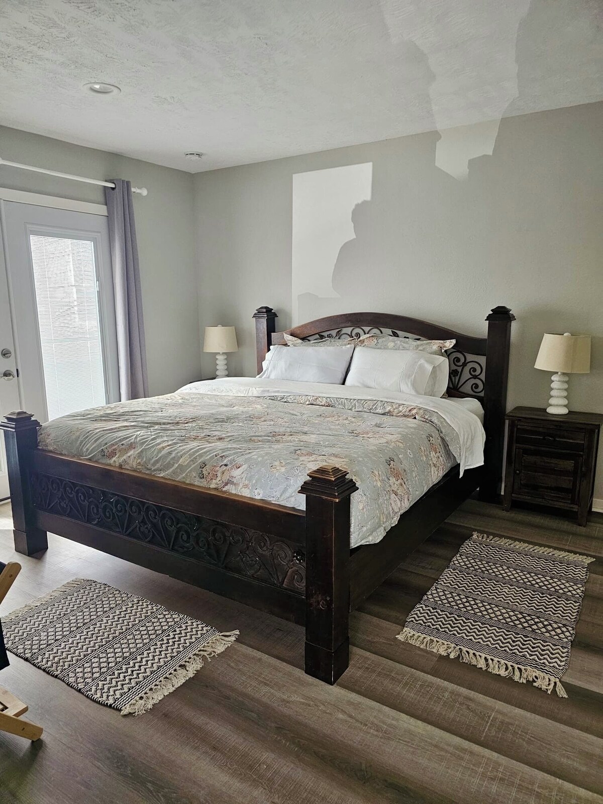 Photo 33 of Charming 3 bedroom house in gorgeous Galleria in Houston with AC, WiFi
