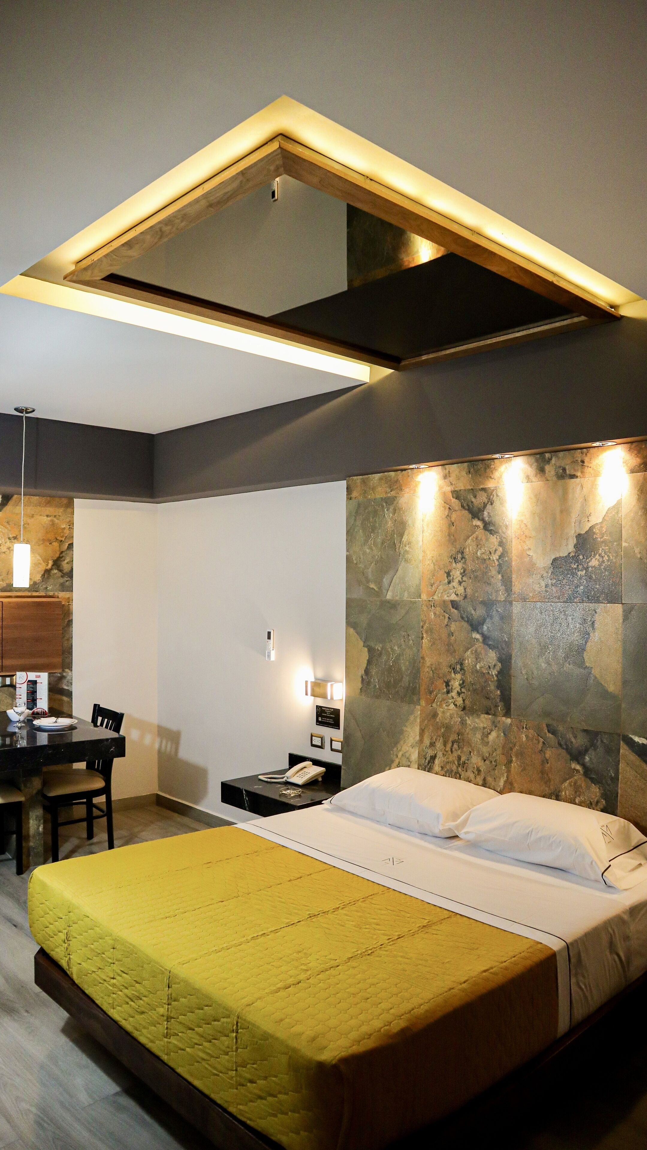 Chambre Confort | 1 chambre, bureau, Wi-Fi gratuit, draps fournis