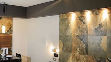 Comfort Room | 1 bilik tidur, meja, Wi-fi percuma, cadar katil