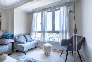 TV - Old Port, Apartamento con Vistas al Puerto (Bermeo)