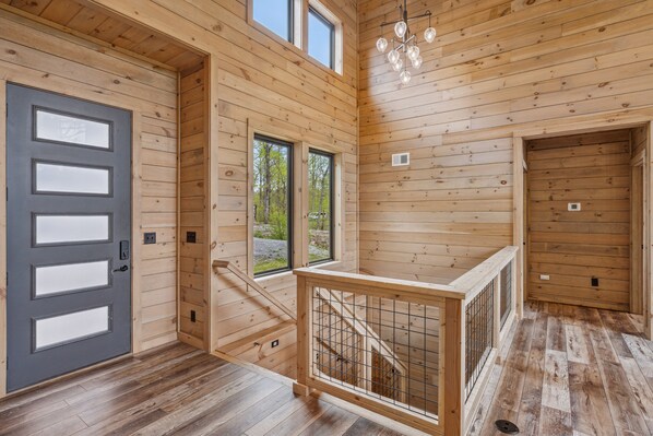 Interior - Rainbow Ridge: A Modern Luxurious 4-Bed Cabin: Private Heated Pool, Hot Tub, Game Room, Theater. (Sevierville)