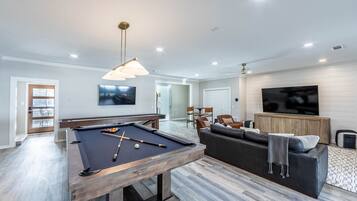 Spielezimmer