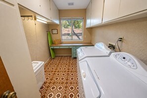 Unclassified image, 2 of 28, button - Vintage Charm A Cozy Getaway With A Blast From the Past With Hot Tub (Sedona)