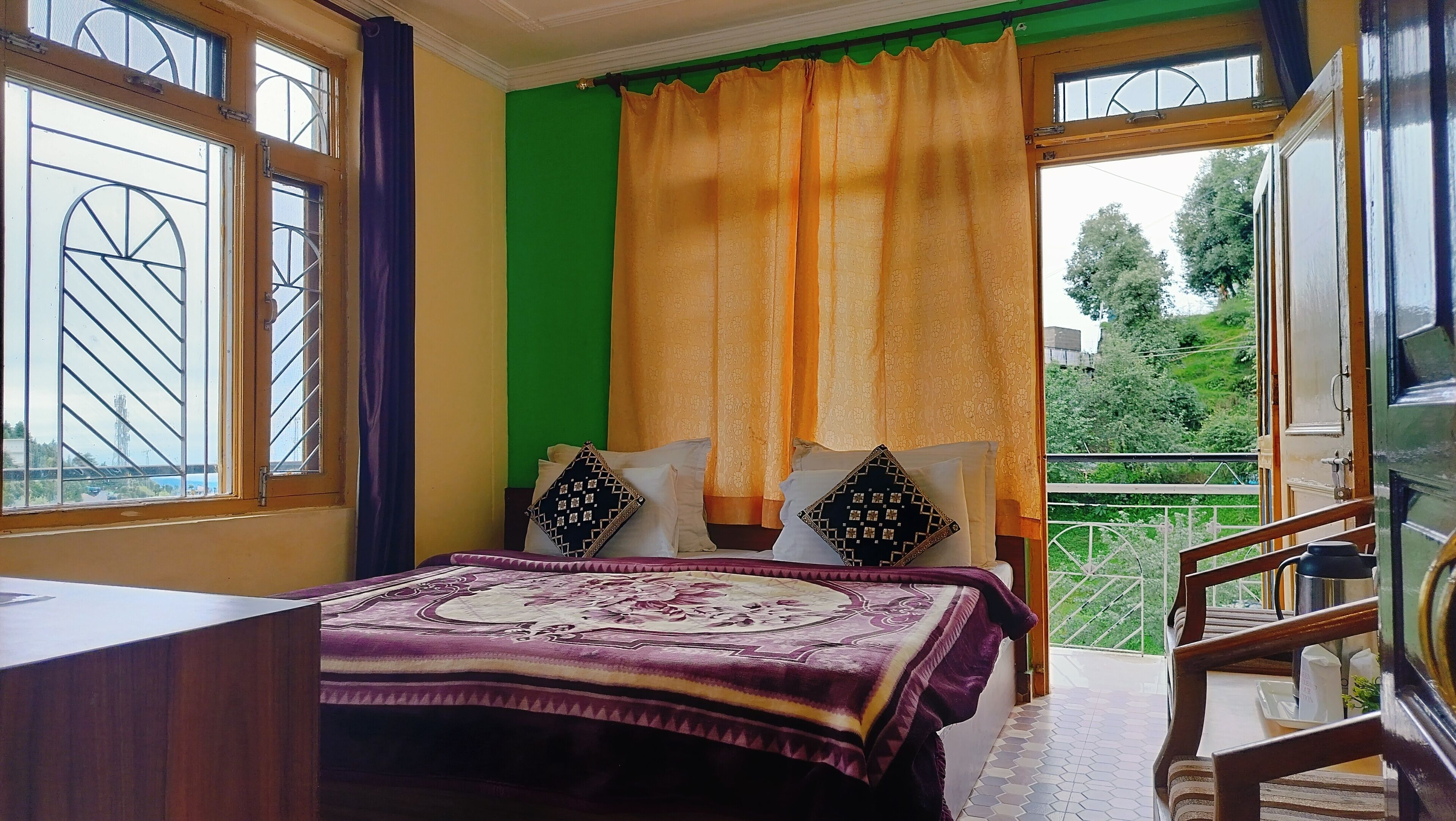 Standard Room | Free WiFi, bed sheets