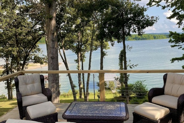 Upper Deck - View of lake and private dock