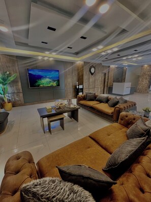 Reception - Royal Group Hotel Irbid (Irbid)