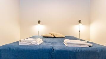 1 室のベッドルーム、アイロン / アイロン台、インターネット