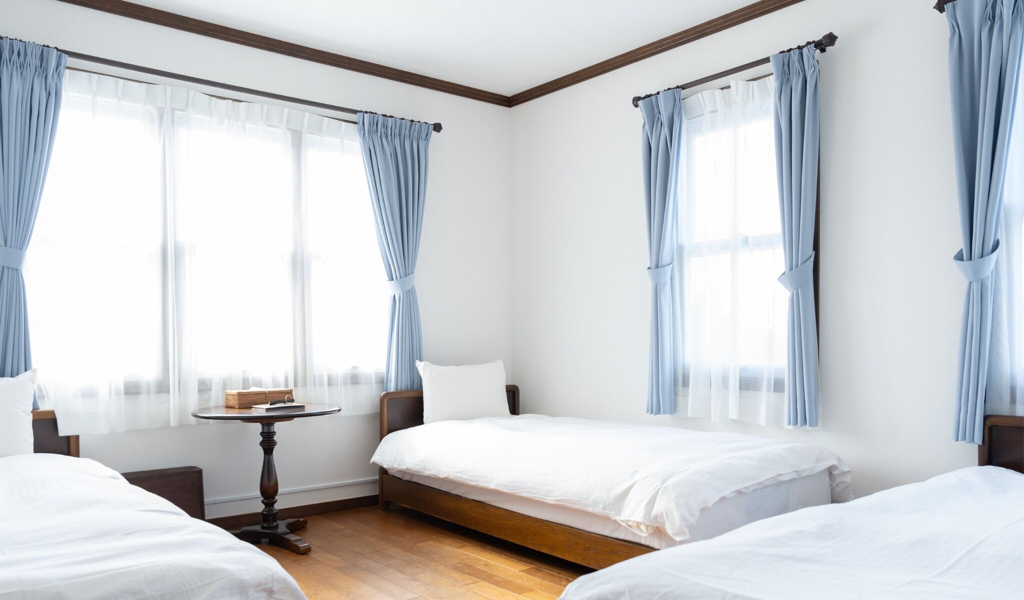 Deluxe-Dreibettzimmer, Gemeinschaftsbad, Bergblick