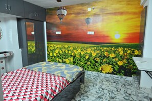 5 bedrooms, WiFi, bed sheets, wheelchair access