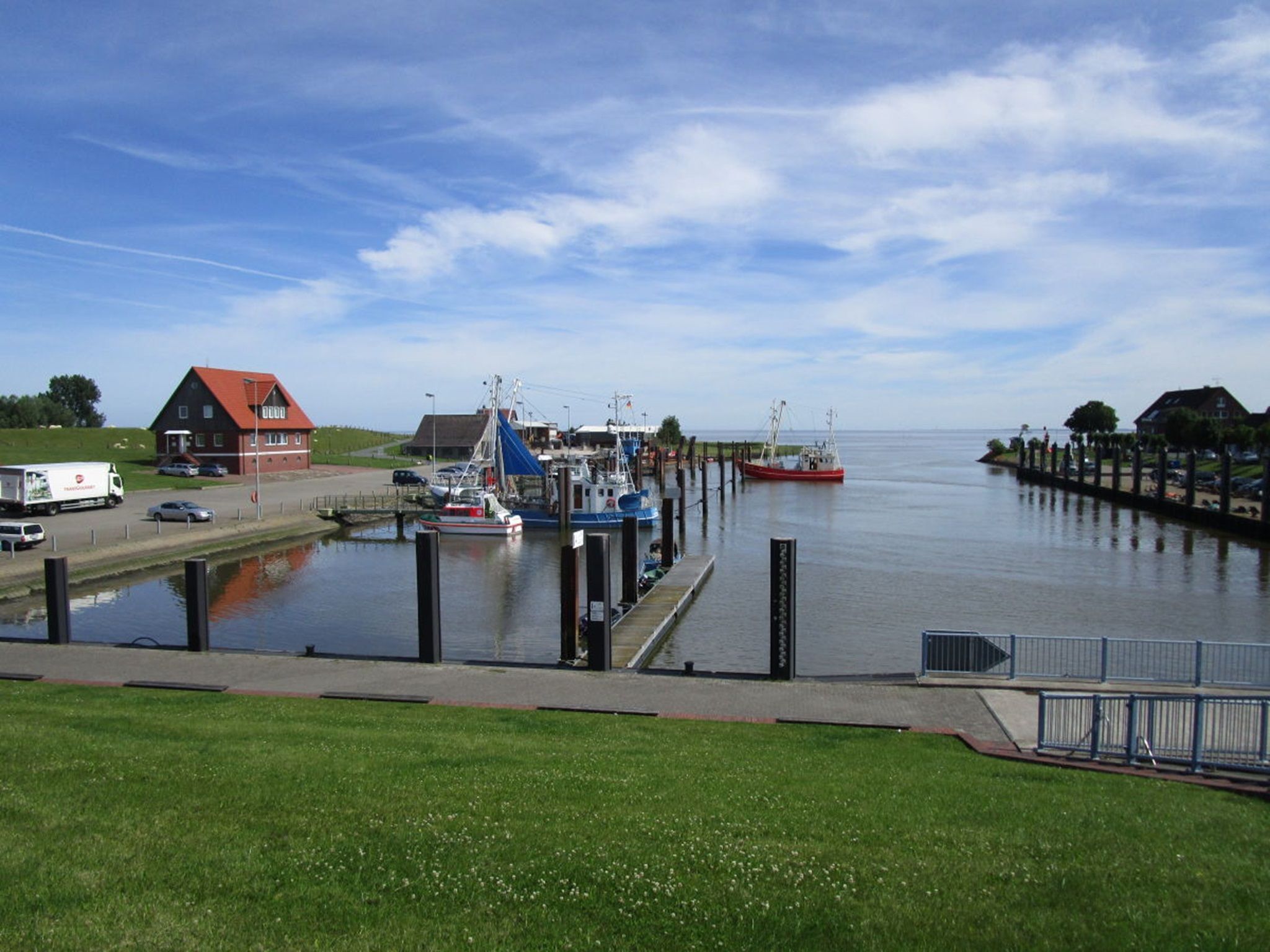 Krabbenkutterhafen Burhave-Fedderwardersiel