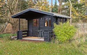 Property grounds - Cozy home in Væggerløse with WiFi (Væggerløse)