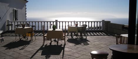 Restauration en plein air