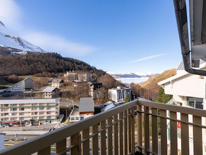 Cozy 4 pax apartment with wifi & ski locker, Gourette