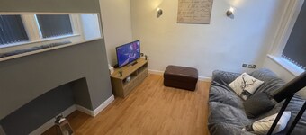 Stylish Loft-style Mezzanine City Centre Apartment