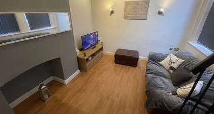 Stylish Loft-style Mezzanine City Centre Apartment