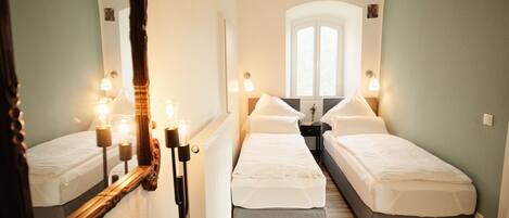 Superior-Apartment | Individuell dekoriert, individuell eingerichtet, Verdunkelungsvorhänge