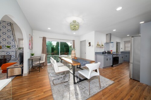 NEW! SPANISH BOHO COLONIAL RETREAT - WOOD STREET - DOWNTOWN RIVERSIDE 