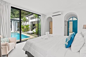 5 bedrooms, desk, iron/ironing board, WiFi - Modern Garden Villa with Private Pool, Outdoor Kitchen & Separate Casita Near Playa Potrero (Calle Coco Playa Potrero)