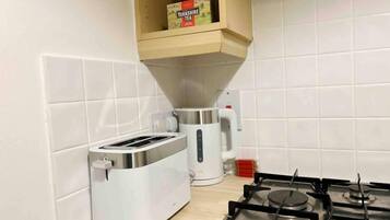 Apartment | Dapur peribadi | Peti sejuk, ketuhar gelombang mikro, ketuhar, dapur