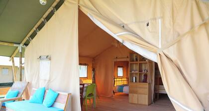 Tente Safari ĂquipĂ©e, Piscine, Camping Familial, Salle de Bain PrivĂ©