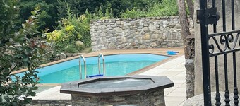 La Vieille Ferme, French Pyrenees, Pool & Hot Tub