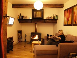 TV connectée, cheminée, jeux vidéo