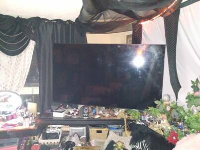 GREAT BACK YARD: 1 Bathroom 2Bedroom 5 Beds Two Level Summer Condo