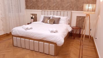 Deluxe-íbúð | 3 svefnherbergi, míníbar, öryggishólf í herbergi