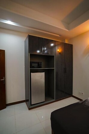 Quarto casal luxo | Ferros/tábuas de passar roupa, Wi-Fi de cortesia