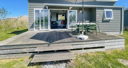 2 bedroom awesome home in Lauwersoog