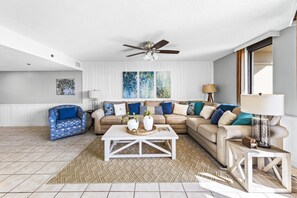 Condo, 3 Bedrooms | Living area - Phoenix Iv 4001 3 Bedroom Condo (Orange Beach)